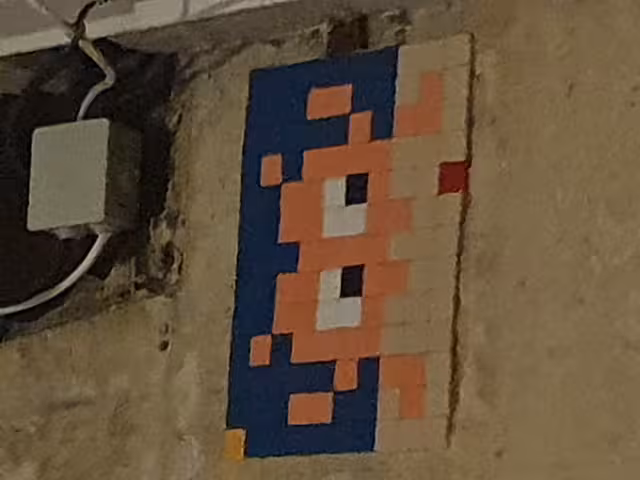 Picture of a mosaic on a wall
