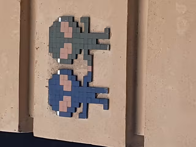 Picture of a mosaic on a wall