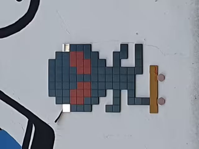Picture of a mosaic on a wall
